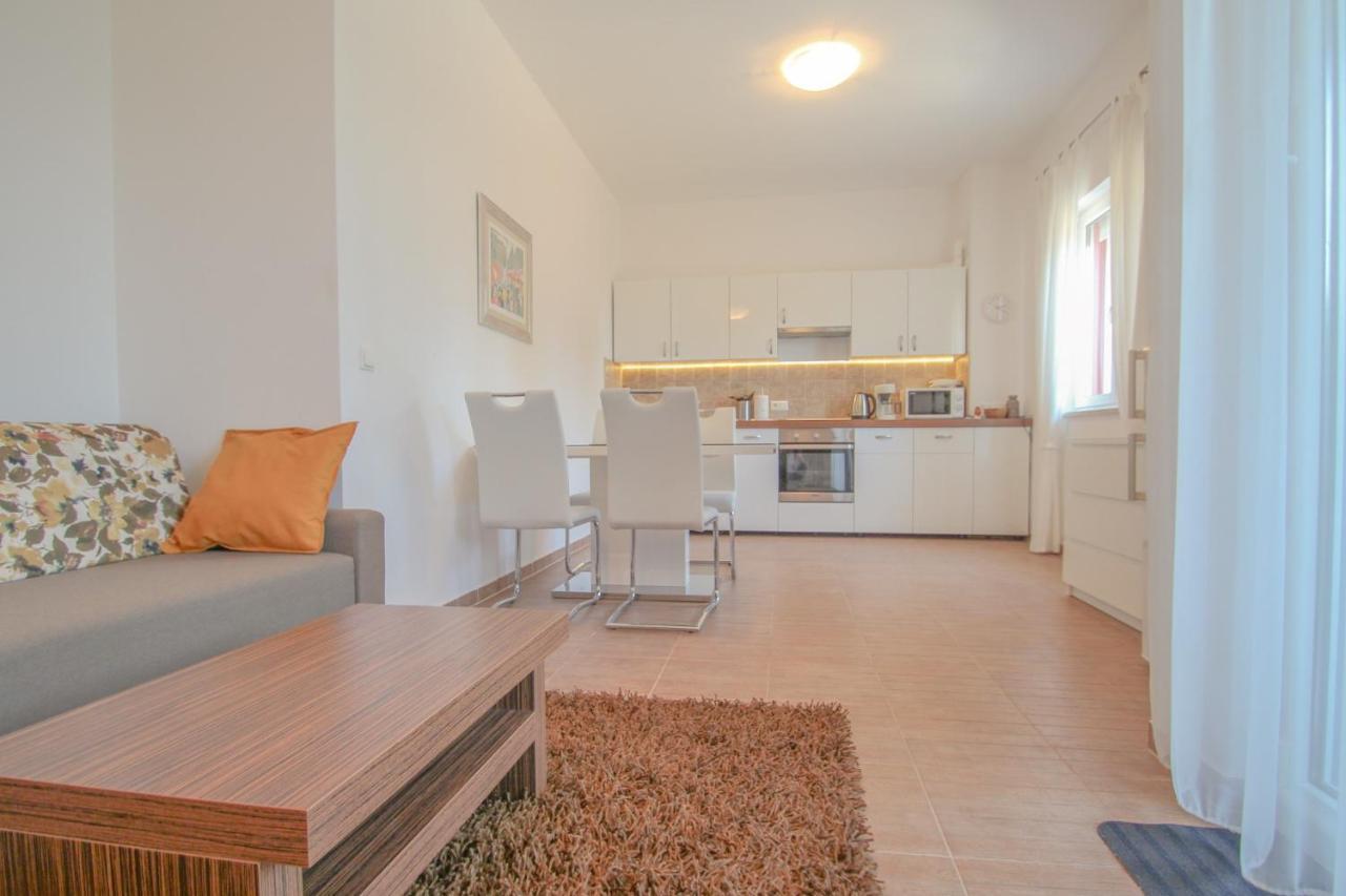 شقة Lea Novigrad Istria المظهر الخارجي الصورة