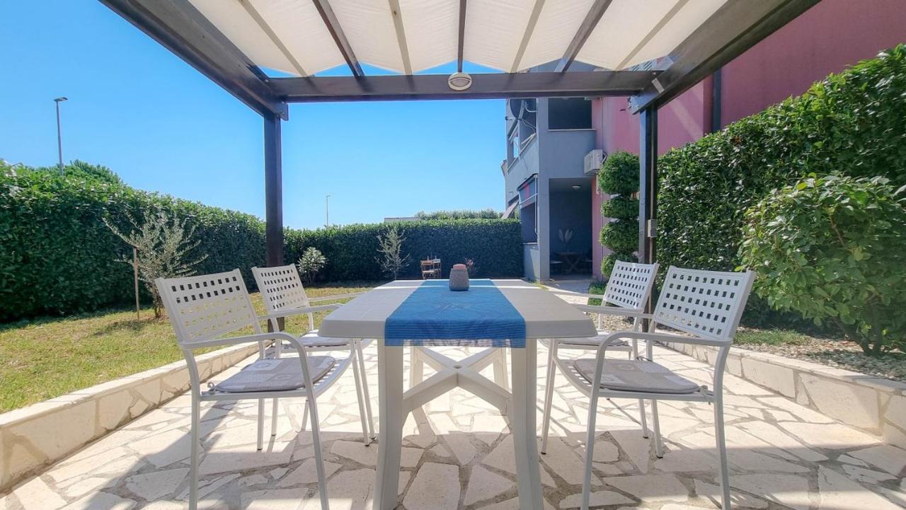 شقة Lea Novigrad Istria المظهر الخارجي الصورة