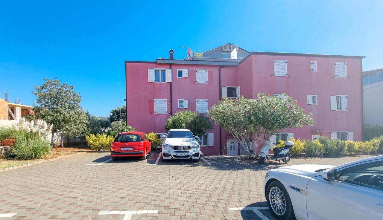 شقة Lea Novigrad Istria المظهر الخارجي الصورة